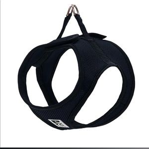 NEW only worn 3 times as a puppy. CLEAN!